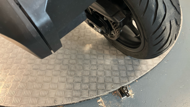 Honda NT1100 Manual (22 Model Year)